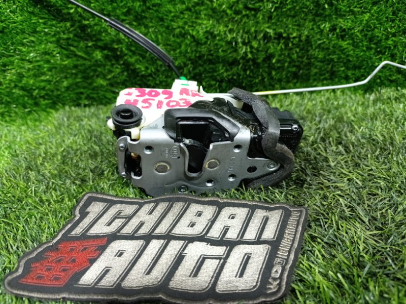 Замок двери задний правый ORLANDO 2016 J309 Z20D1