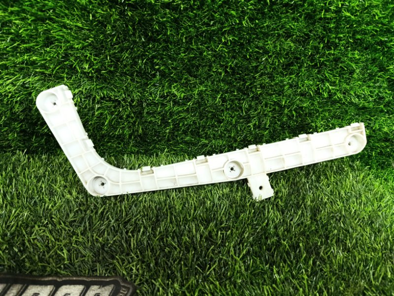 Крепление бампера заднее DELICA D:5 CV5W