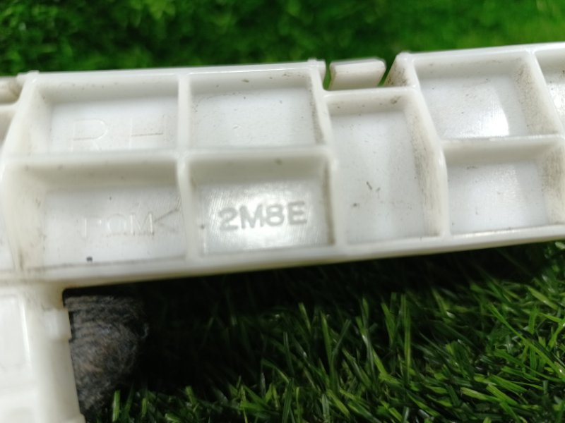 Крепление бампера заднее DELICA D:5 CV5W