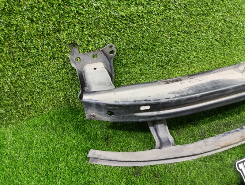 Жесткость бампера передний PASSAT 2006 3C2 BVY