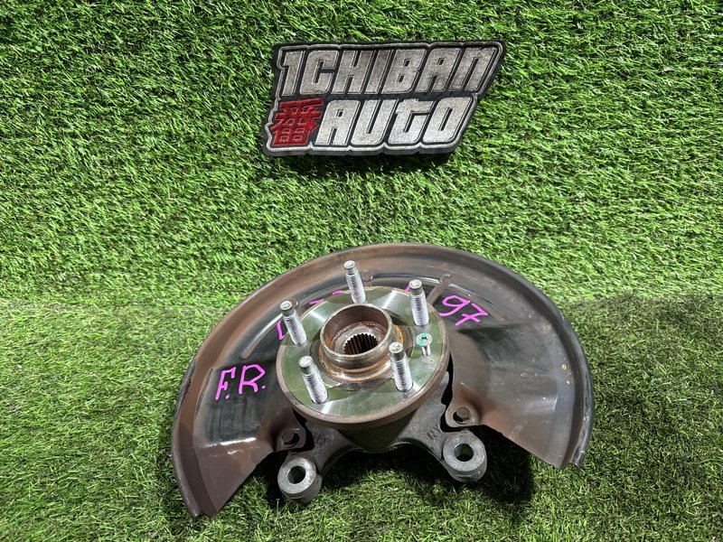 Ступица передняя правая TRAX 2013 U200 LUV