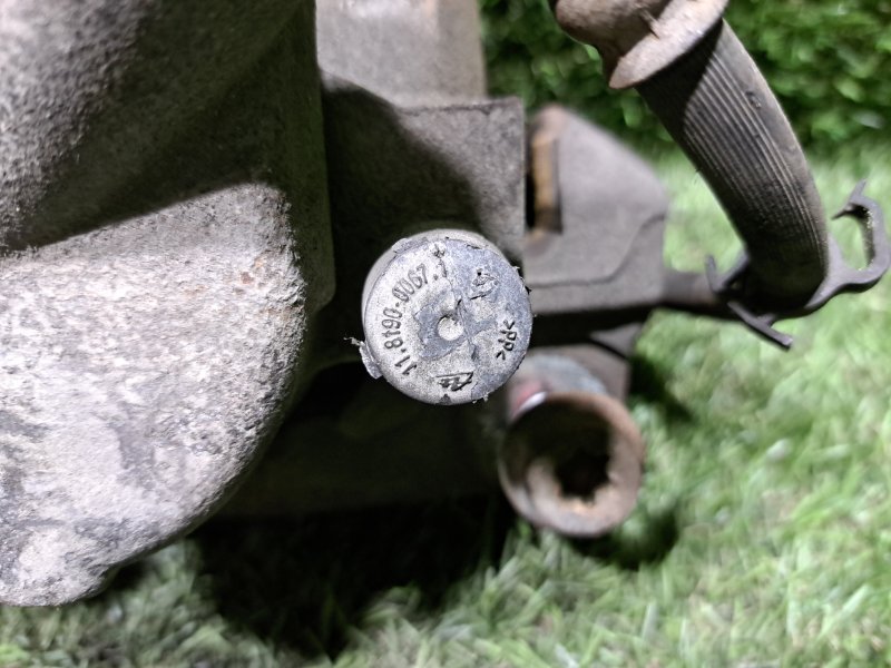 Суппорт передний правый 508 2015 508 DV6C