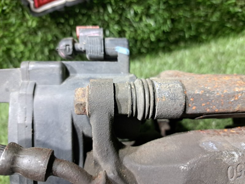 Суппорт задний правый CT6 2016 6K2 LGX