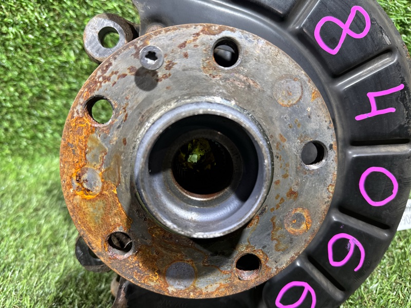 Ступица передняя левая GOLF 2009 5K1 CAVD