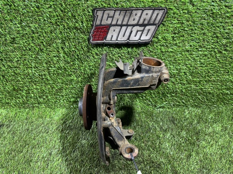 Ступица передняя левая VOLKSWAGEN GOLF 5K1 CAVD