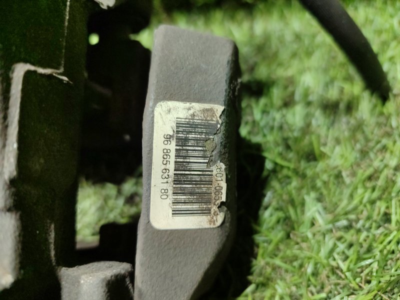 Суппорт передний левый PEUGEOT 508 508 DV6C