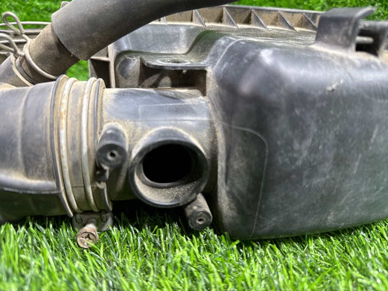 Корпус воздушного фильтра SIENTA NCP85 1NZ-FE