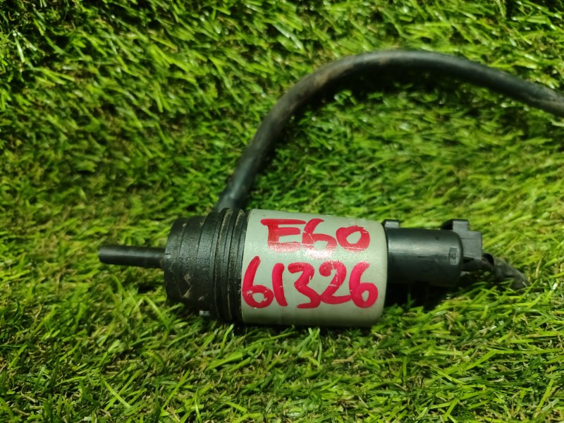 Насос омывателя 5-SERIES 2004 E60 M54 B22