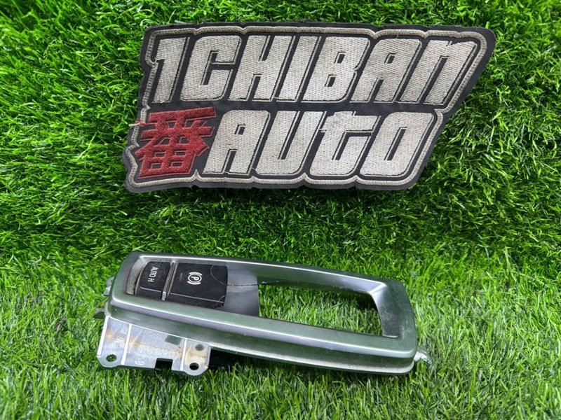 Кнопка стояночного тормоза 7-SERIES 2011 F02 N54B30