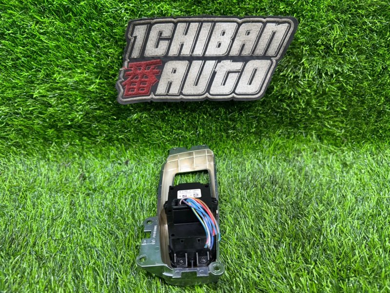 Кнопка стояночного тормоза 7-SERIES 2011 F02 N54B30