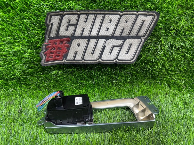 Кнопка стояночного тормоза 7-SERIES 2011 F02 N54B30