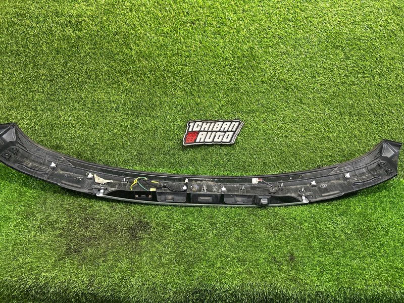 Накладка 5-й двери EXIGA YA5