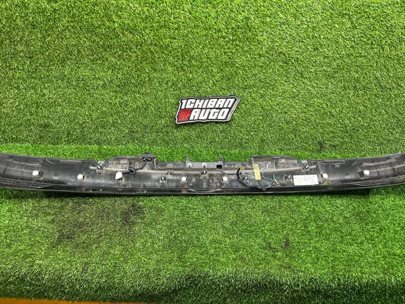 Накладка 5-й двери EXIGA YA5 Накладка 5-й двери EXIGA YA5