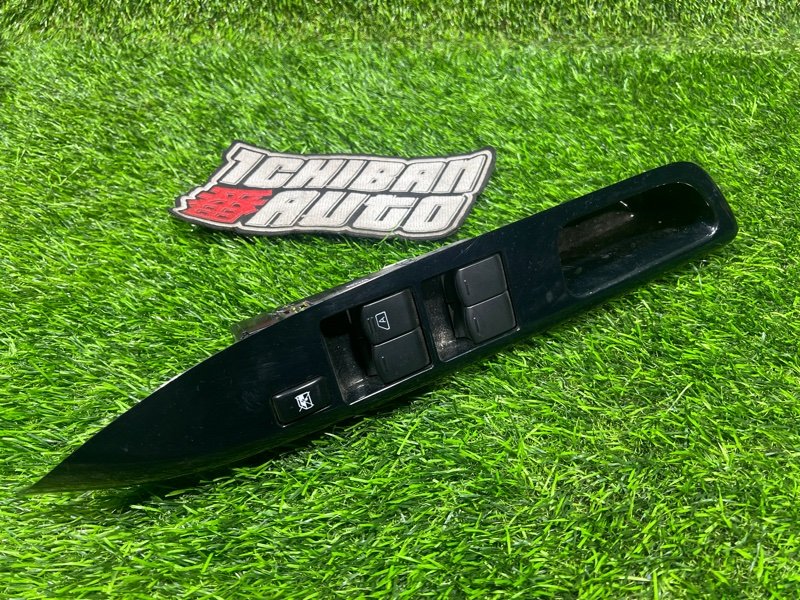 Блок упр. стеклоподьемниками передний правый MITSUBISHI EK B11W 8608A252 контрактная