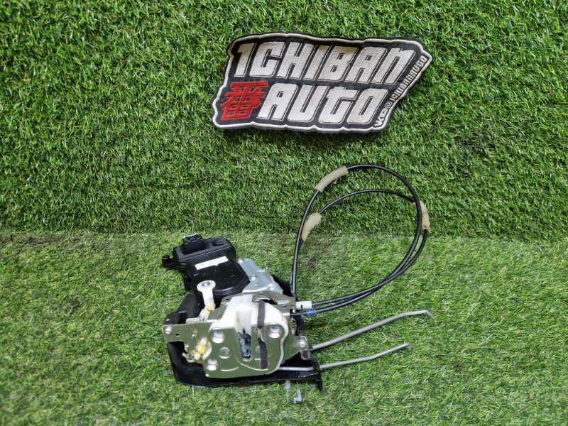 Замок двери передний правый VERISA DC5W ZJ-VE