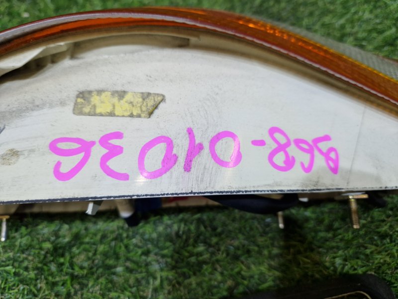 Стоп-сигнал задний правый BOXSTER 986 M9620 Стоп-сигнал задний правый BOXSTER 986 M9620