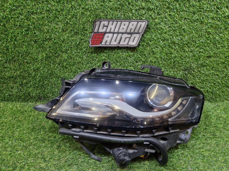 Запчасть Фара  передняя левая AUDI A4 8K0941003D Контрактный  С омывателем , креплением бампера, правый руль