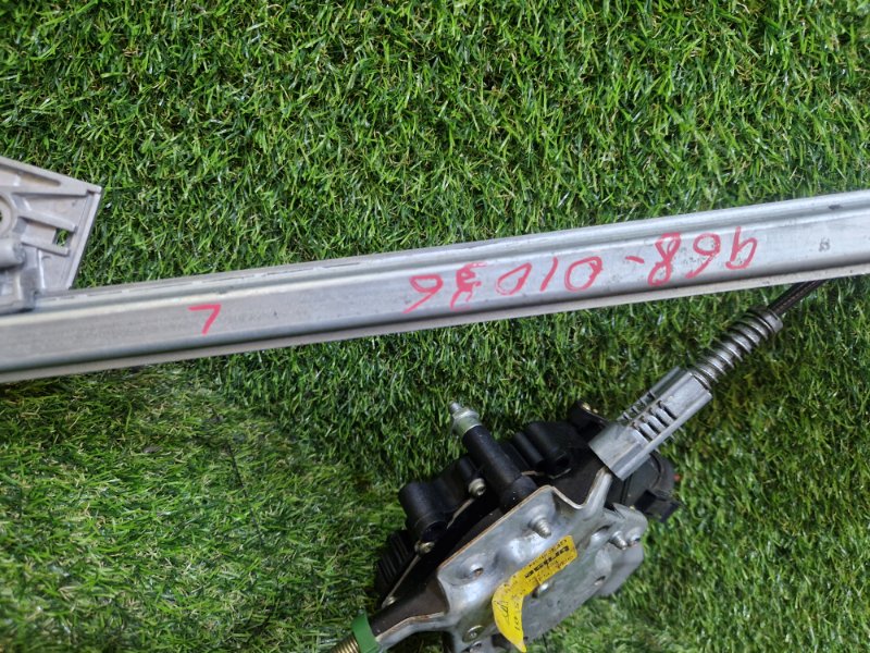 Стеклоподъемник передний левый BOXSTER 986 M9620