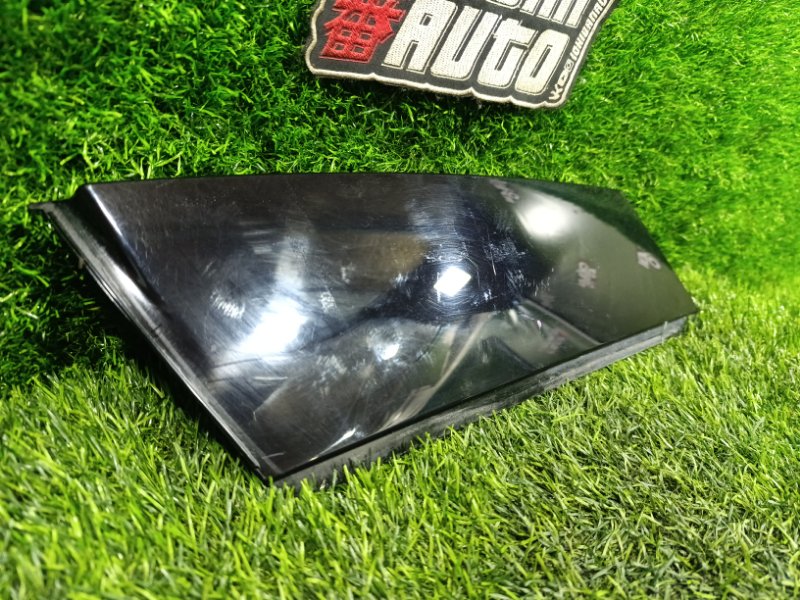 Накладка декоративная задняя правая HATCH 2014 F56 B48M