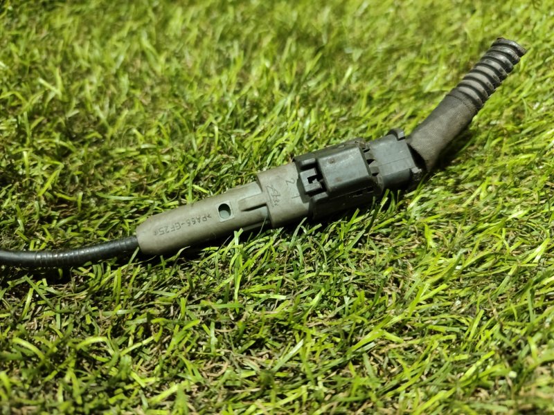 Датчик abs передний левый 3008 2014 T84 DV6C