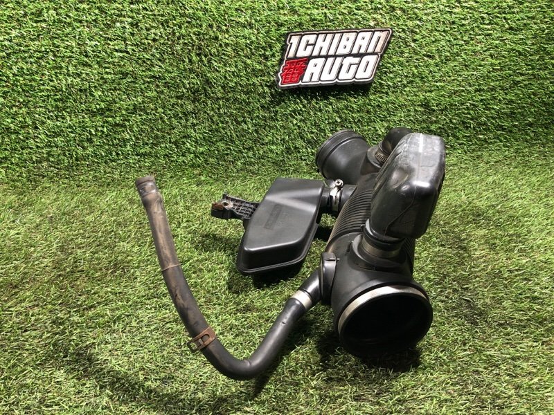 Патрубок воздушн.фильтра EQ900 2015 HI G6DN