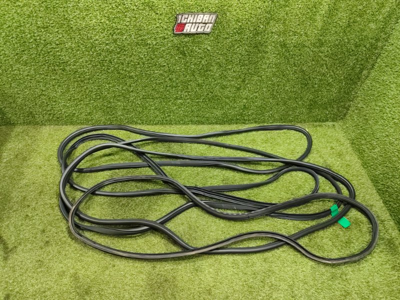 Уплотнитель двери комплект GENESIS EQ900 2015 HI G6DN 82120D2000NNB контрактная