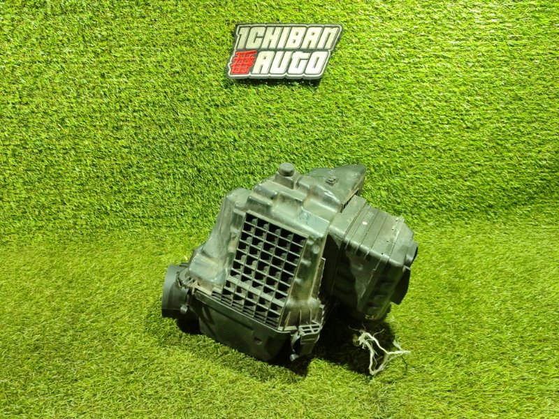Корпус воздушного фильтра EQ900 2015 HI G6DN Корпус воздушного фильтра EQ900 2015 HI G6DN