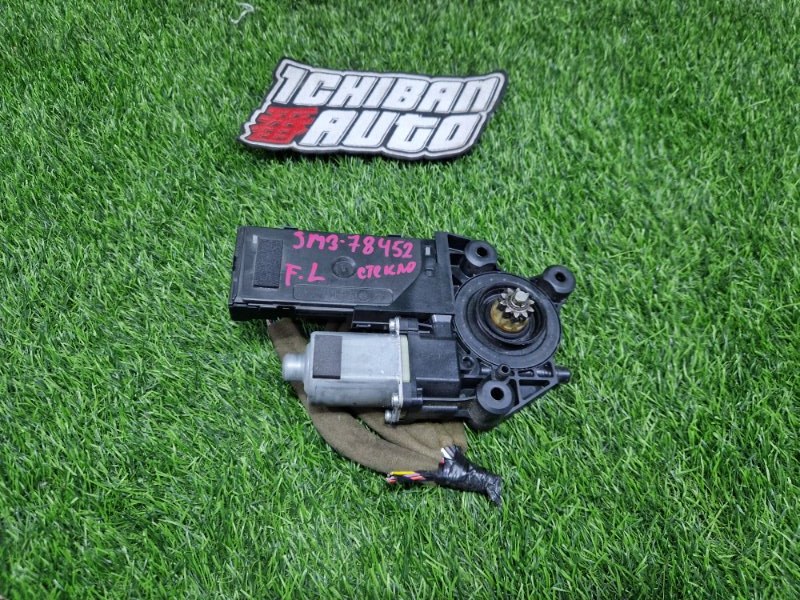 Мотор стеклоподъемника передний левый RENAULT SAMSUNG SM3 2010 L38 H4M 807313834R контрактная
