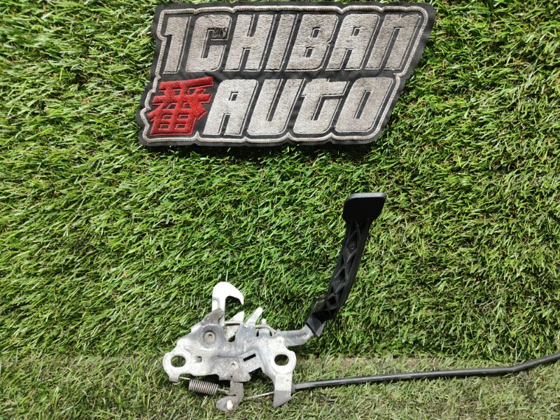 Замок капота 3008 2014 T84 DV6C Замок капота 3008 2014 T84 DV6C