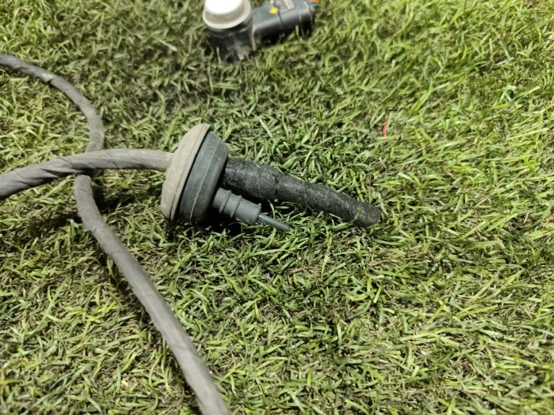 Датчик парковки задний AUDI A6 4G2 CDUD