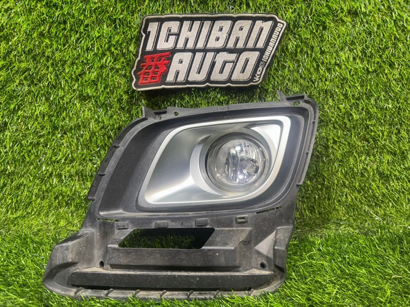 Туманка передняя левая MAZDA MPV LY3P L169-51-690A контрактная