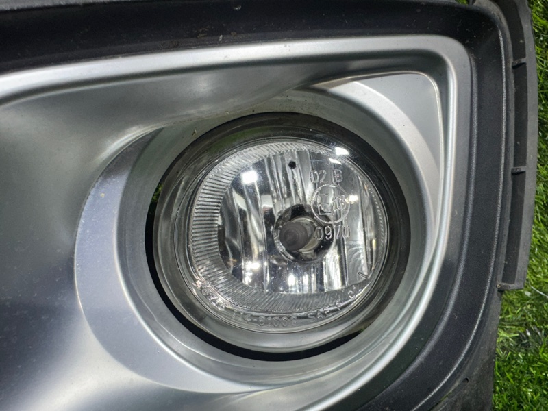 Туманка передняя левая MPV LY3P