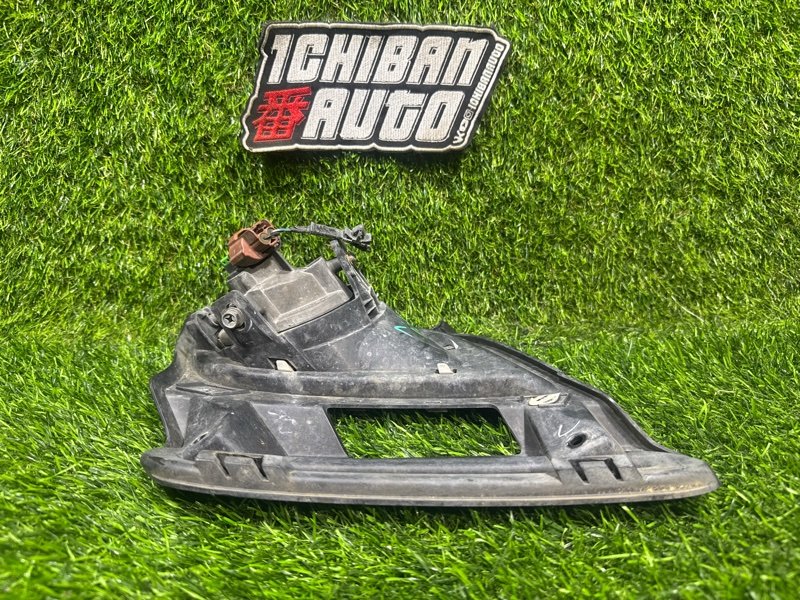 Туманка передняя левая MPV LY3P