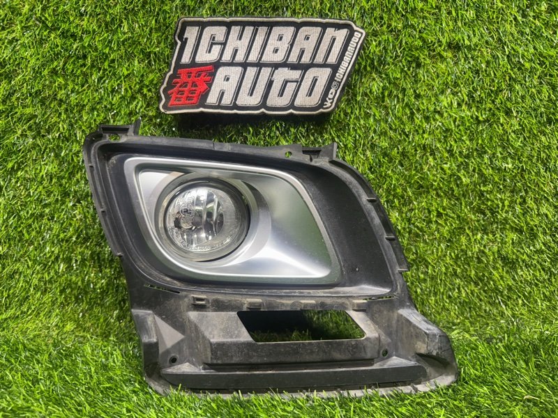 Туманка передняя правая MAZDA MPV LY3P L169-51-680A контрактная