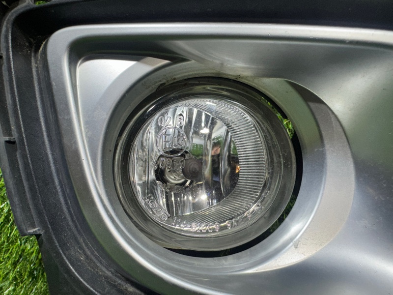 Туманка передняя правая MPV LY3P