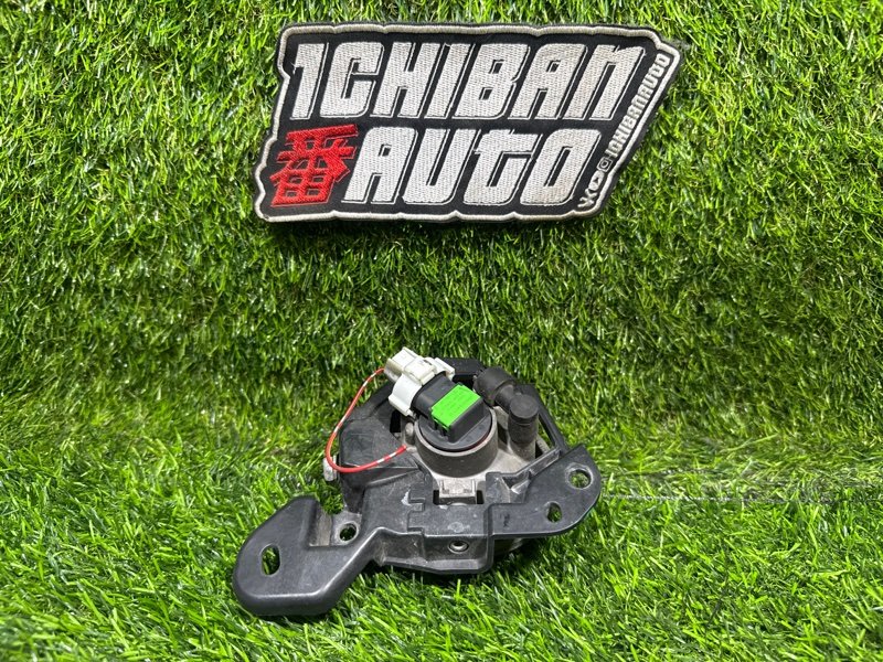 Туманка передняя правая CX-5 KE2AW Туманка передняя правая CX-5 KE2AW