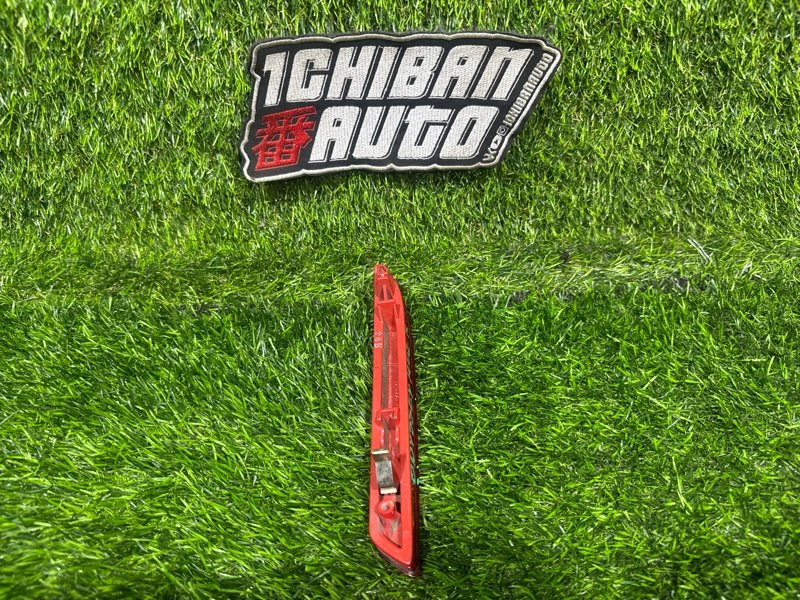 Катафот в бампер задний правый ODYSSEY RC2