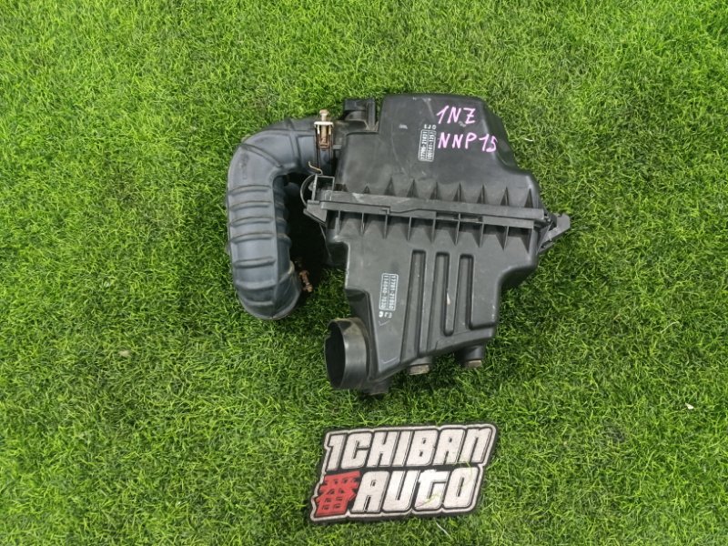 Корпус воздушного фильтра TOYOTA PORTE NNP15 1NZ-FE 17700-21050 контрактная