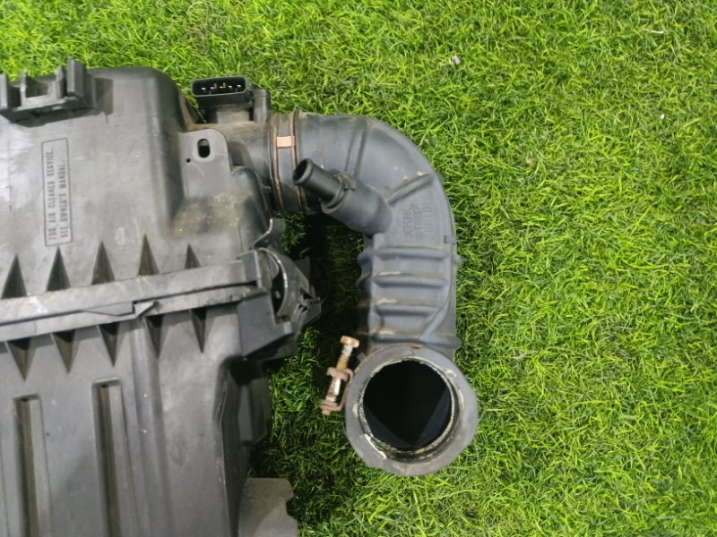 Корпус воздушного фильтра PORTE NNP15 1NZ-FE