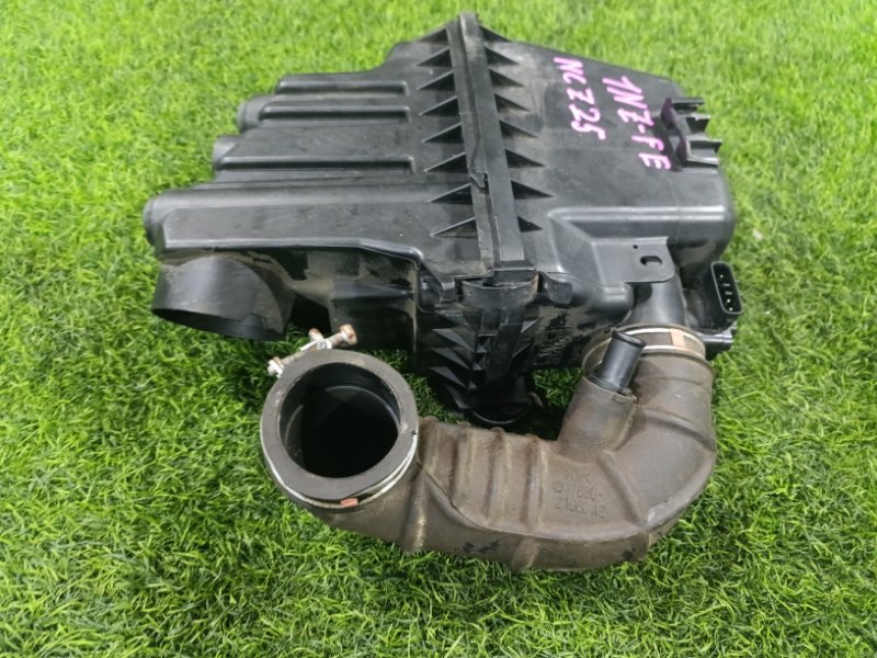 Корпус воздушного фильтра RAUM NCZ25 1NZ-FE