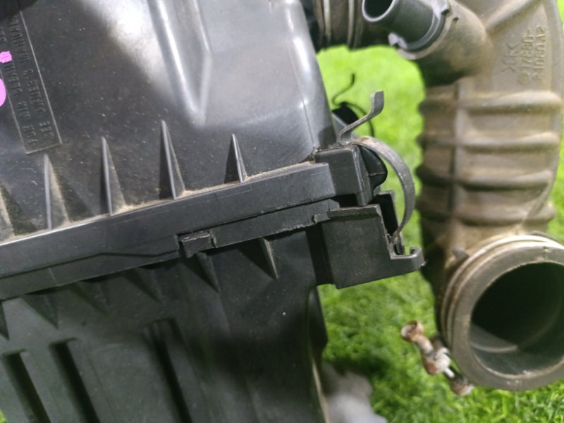 Корпус воздушного фильтра RAUM NCZ25 1NZ-FE