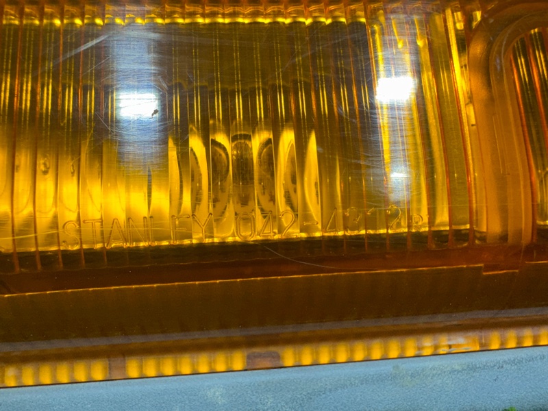 Повторитель поворота в дверь передний правый CANTER FD501B