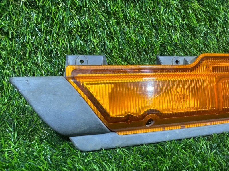 Повторитель поворота в дверь передний правый CANTER FD501B