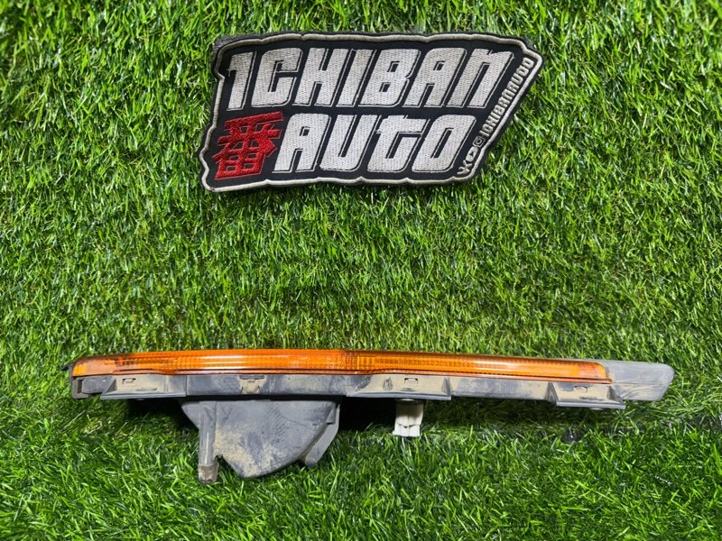 Повторитель поворота в дверь передний правый CANTER FD501B