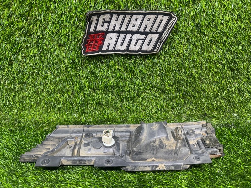 Повторитель поворота в дверь передний правый CANTER FD501B