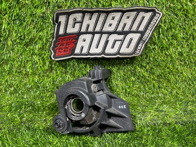 Туманка передняя левая EXIGA YA5