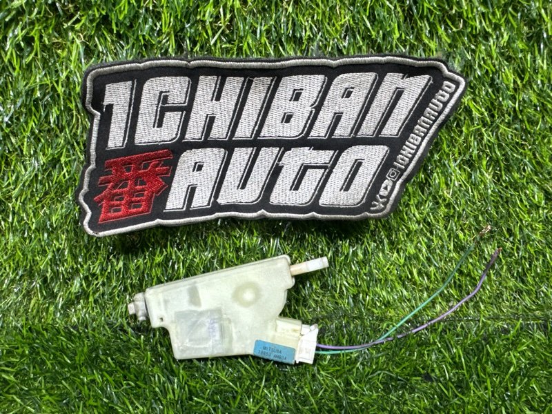 Замок лючка бензобака NISSAN SKYLINE V36 78850AM80A контрактная