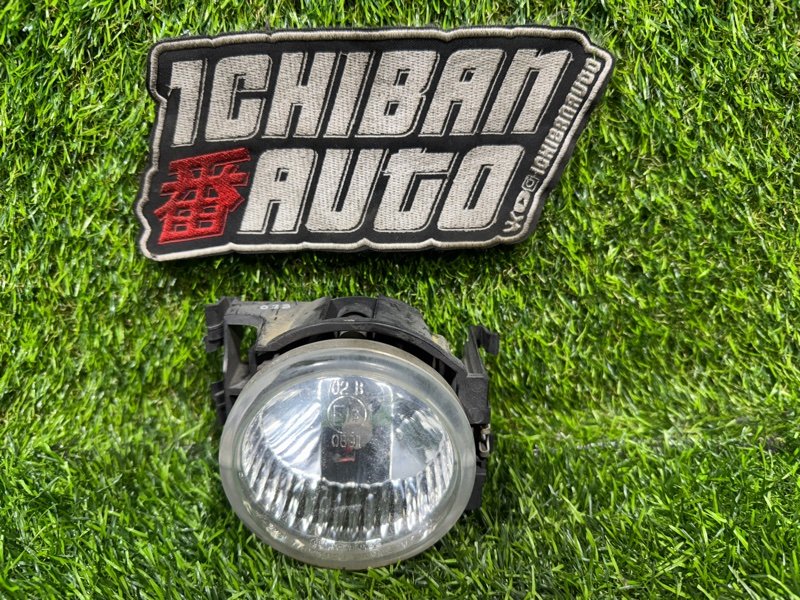 Туманка передняя правая SUBARU LEGACY BR9 84501AG140 контрактная