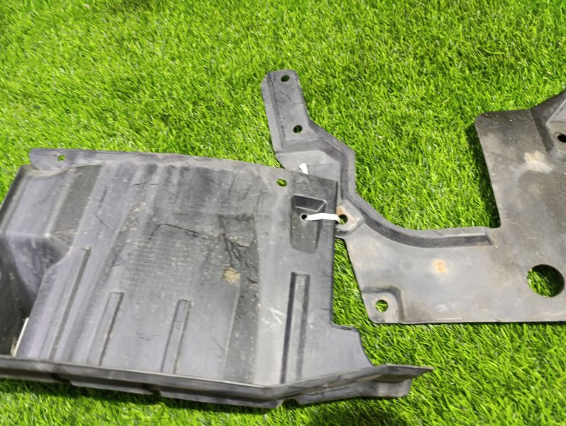 Защита двигателя MITSUBISHI OUTLANDER CW5W