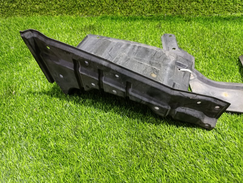 Защита двигателя OUTLANDER CW5W